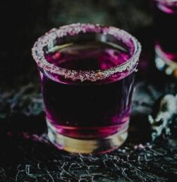 [ Velvet Dirge ] Centennial aged Brandy, plum liqueur, Gridanian black tea syrup, and bitters elegantly weave a velvety texture despite the silence of a funeral in the dark.~